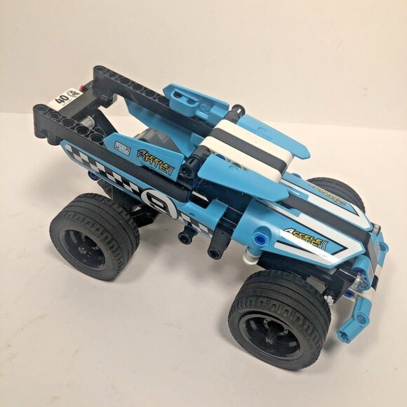 Lego Technic Stunt Truck #9 AcceleRate, 42059 winds up & moves - Picture 2 of 7